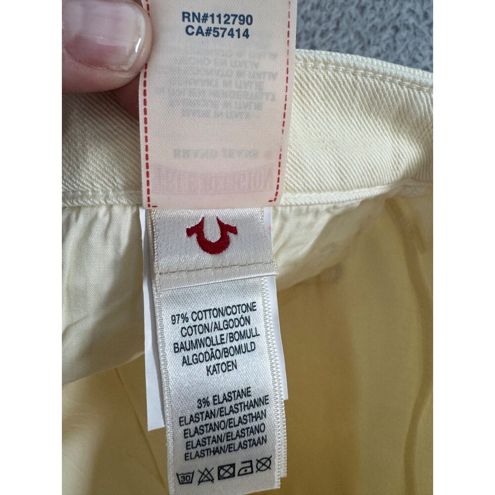 True Religion Womens Pale Yellow Denim Shorts NWT Size 24 Made In Italy - Picture 6 of 16